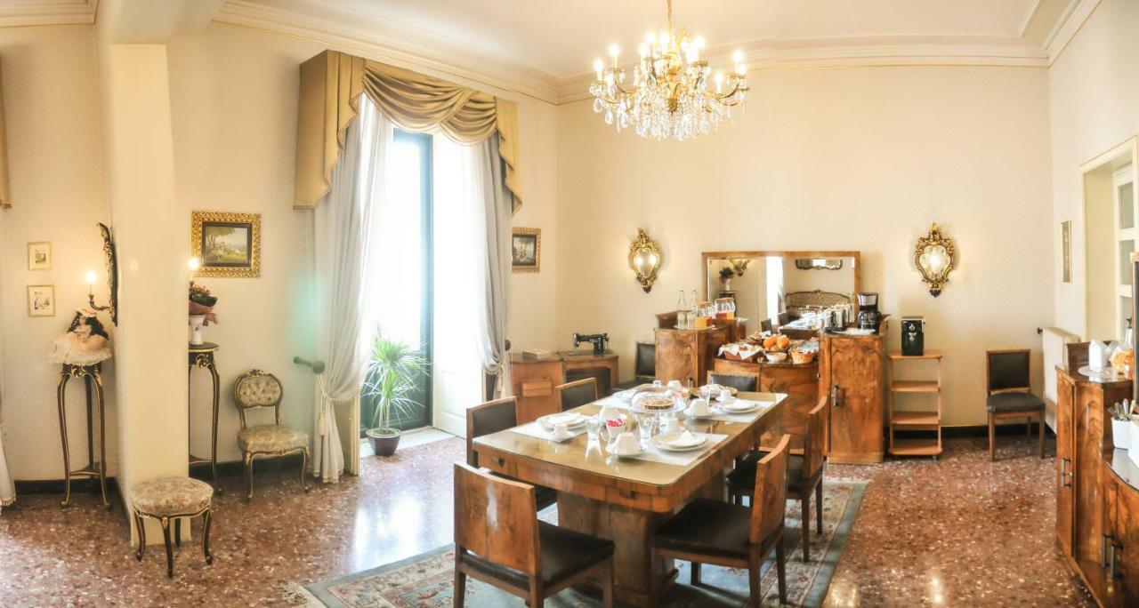 B&B Al Diecisette Catania Exterior photo